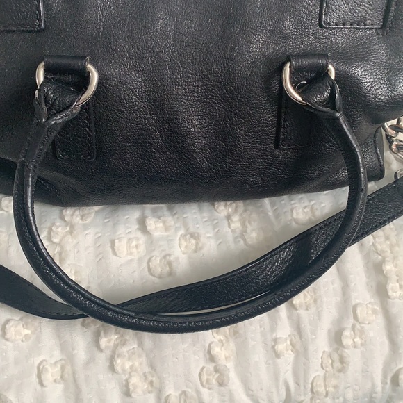 Micheal Kors Hamilton Satchel in Black - Picture 7 of 12